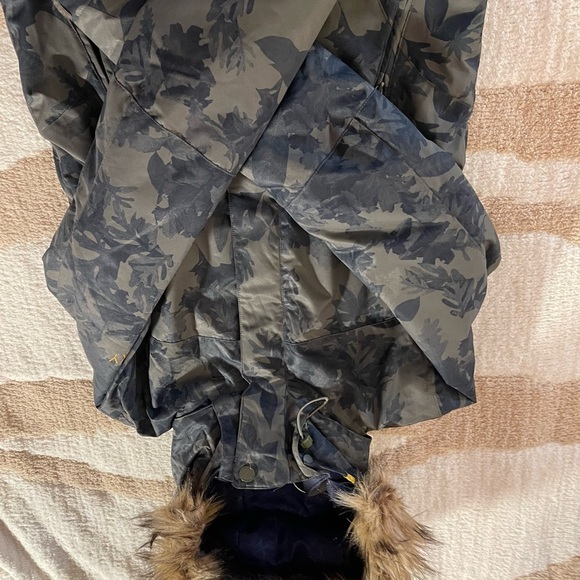 Snow jacket - Picture 2 of 14